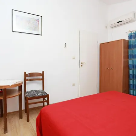 Apartment By The Sea Seget Vranjica, - 10344 *